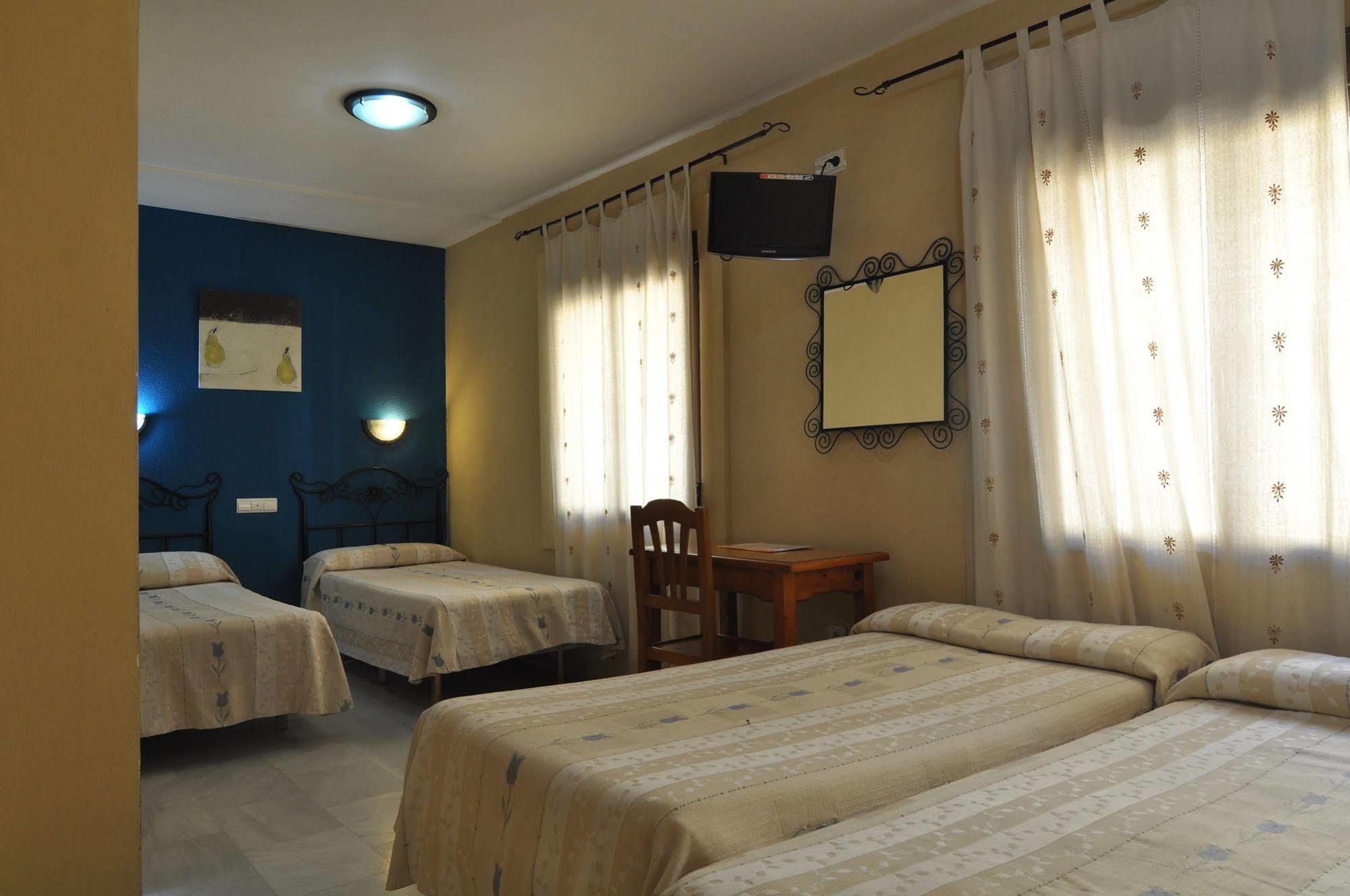 Hostal El Triunfo قرطبة المظهر الخارجي الصورة