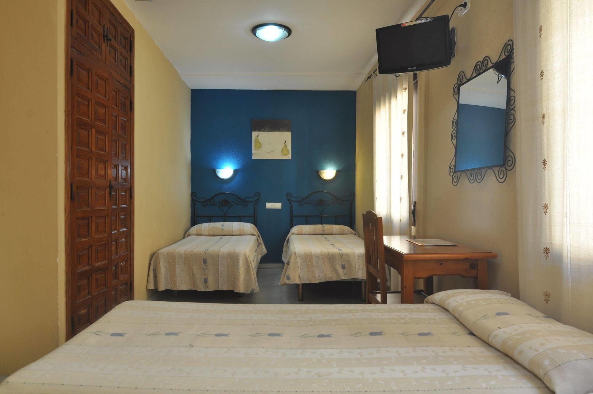 Hostal El Triunfo قرطبة المظهر الخارجي الصورة